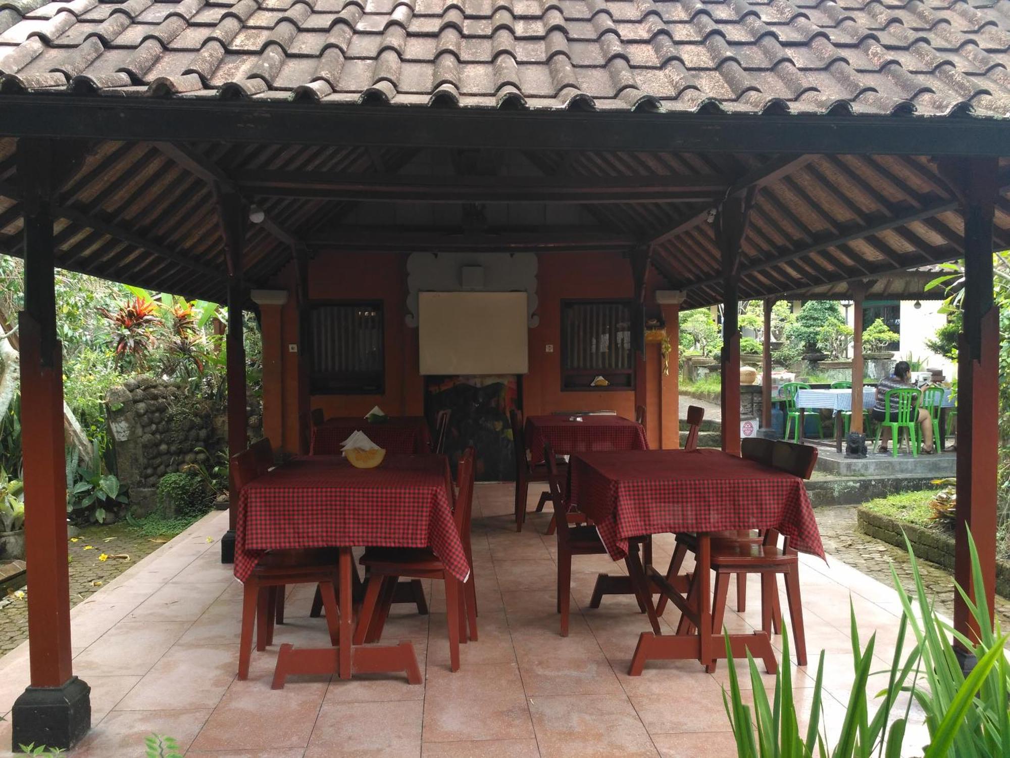 Dhangin Taman Karangasem Amlapura Exterior foto